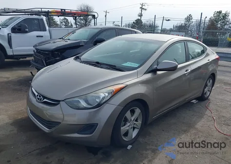 2013 Hyundai Elantra Gls z USA, uszkodzony, nr VIN 5NPDH4AEXDH371736